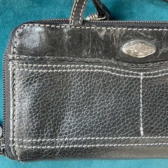 Brighton Vintage Leather Wallet/Wristlet w Crossbody Strap— multi compartments! - Picture 7 of 11